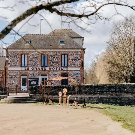 Le Nid Du Clocher Guichen Exterior photo